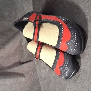 Hot Chocolate Design Chocolaticas Havana Carmine Vegan Mary Janes NWOT EU37 US7